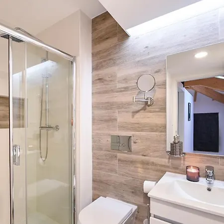 Travessa House C3 Center - By Guest Apartamento